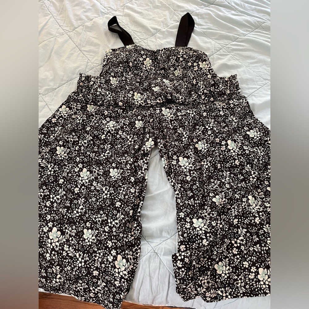 Free People Black and White Wide Leg Jumpsuit Size Medium - Picture 4 of 10